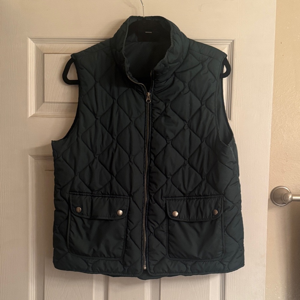 Women's Quilted Vest - Black